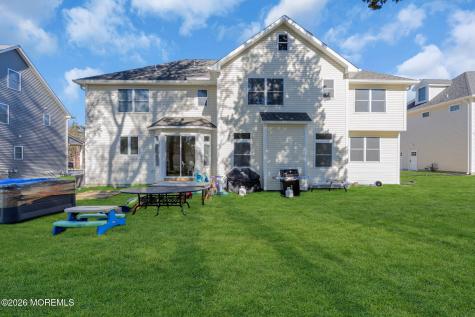 817 Naryshkin Way Toms River NJ 08753