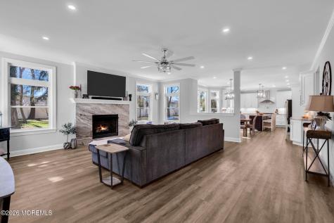 817 Naryshkin Way Toms River NJ 08753