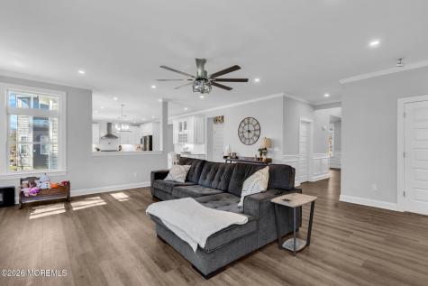 817 Naryshkin Way Toms River NJ 08753