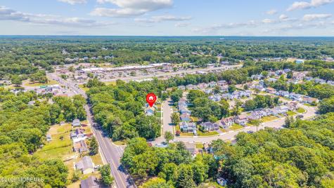 6 Winchester Drive Howell NJ 07731