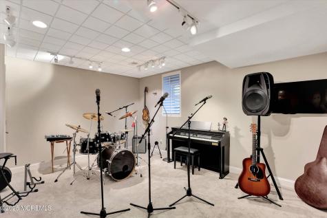 651 Oceanview Road Brielle NJ 08730