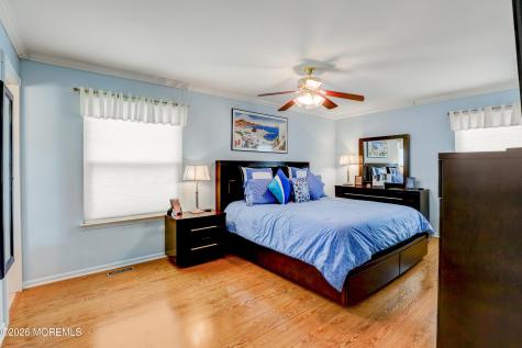 25 Garden Way Howell NJ 07731