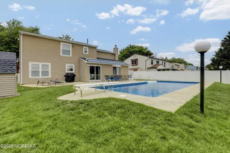 25 Garden Way Howell NJ 07731