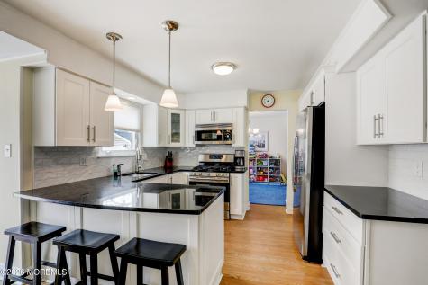 25 Garden Way Howell NJ 07731