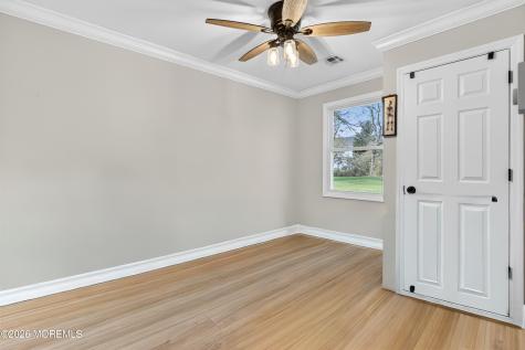 24 Calle De Elvira Freehold NJ 07728