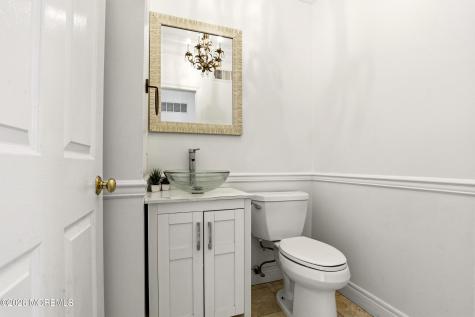 27 Windermere Street Lakewood NJ 08701