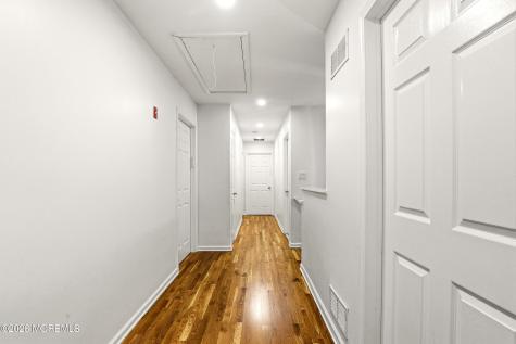 27 Windermere Street Lakewood NJ 08701