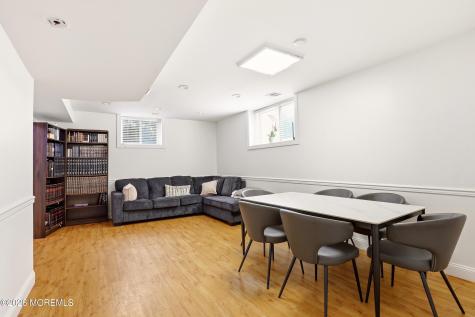 27 Windermere Street Lakewood NJ 08701