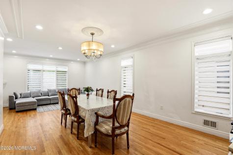27 Windermere Street Lakewood NJ 08701