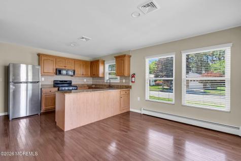 21 Camrose Street Toms River NJ 08757