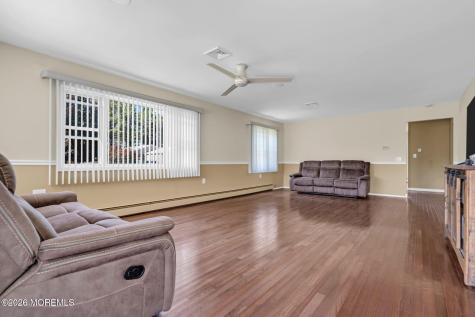 21 Camrose Street Toms River NJ 08757