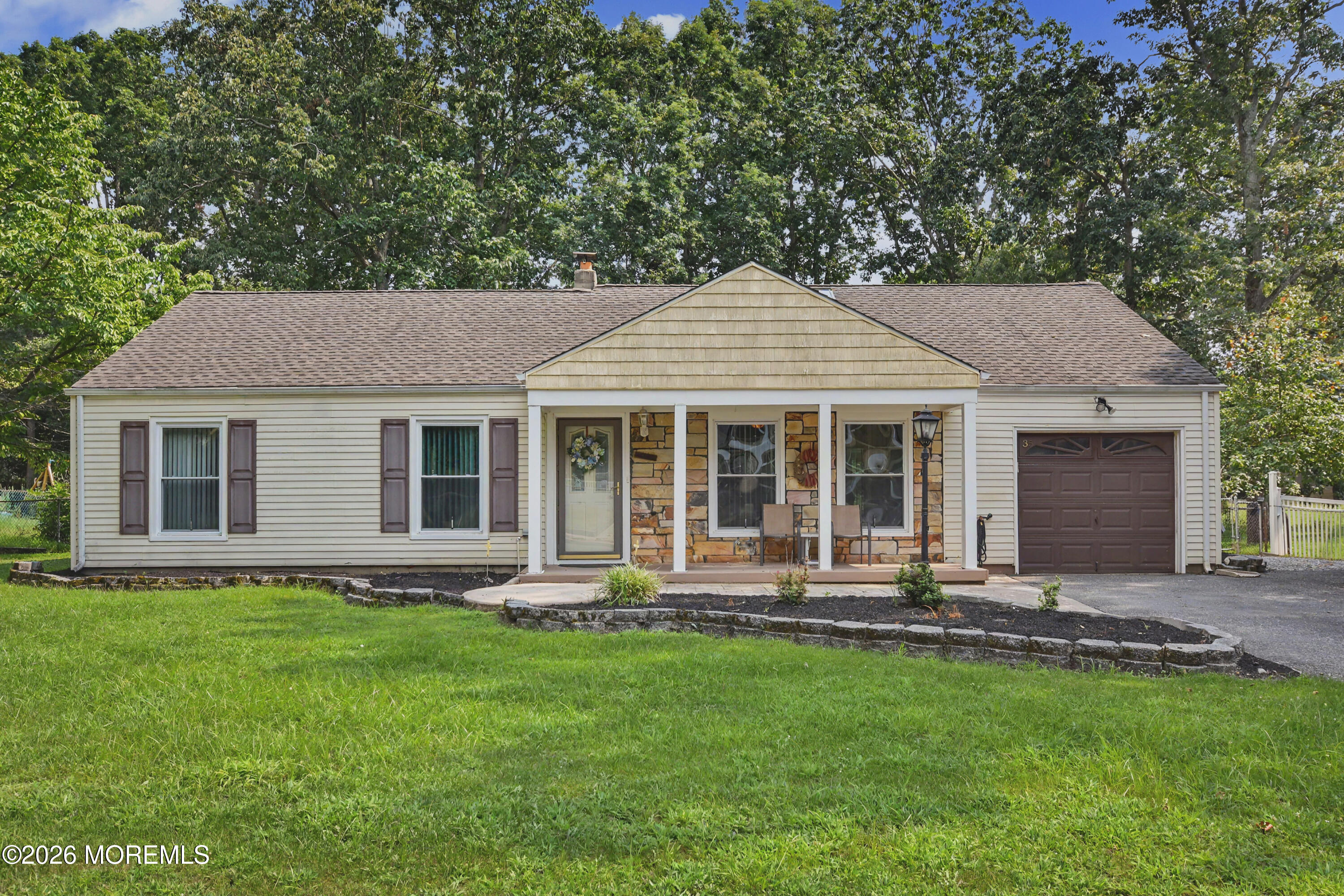 35 Buckingham Drive Jackson NJ 08527