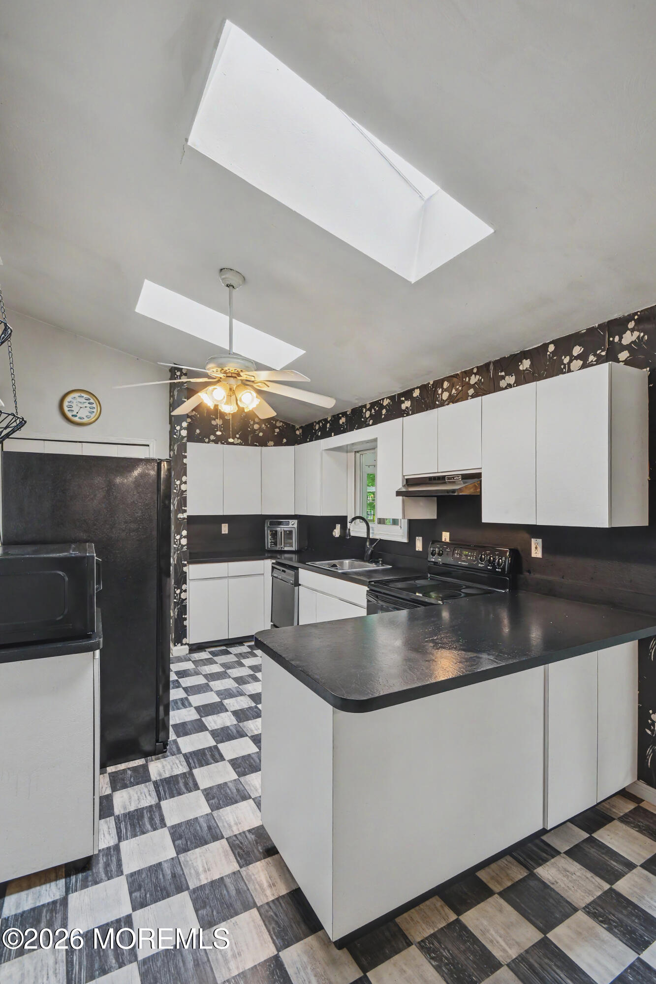 35 Buckingham Drive Jackson NJ 08527
