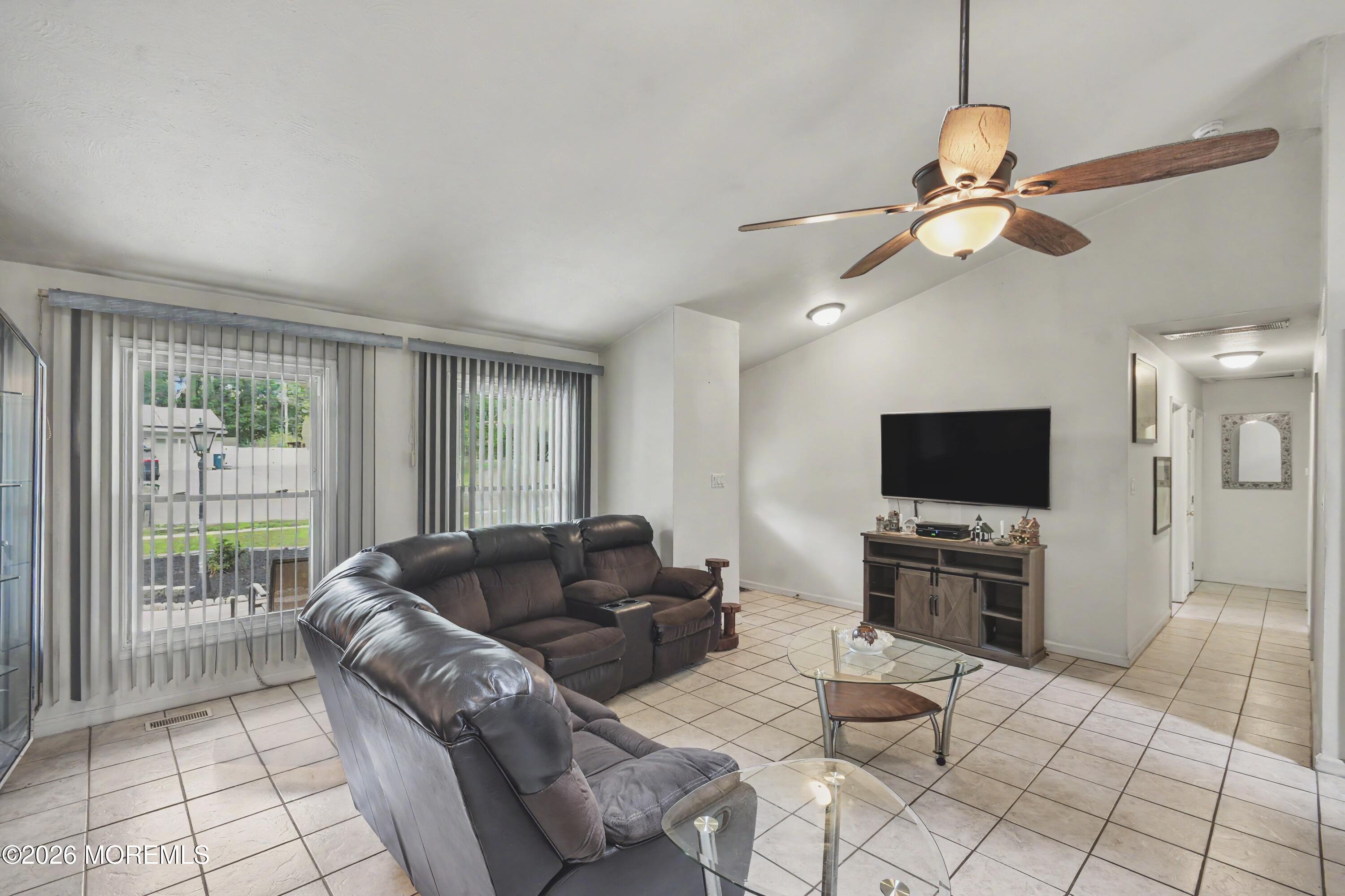 35 Buckingham Drive Jackson NJ 08527