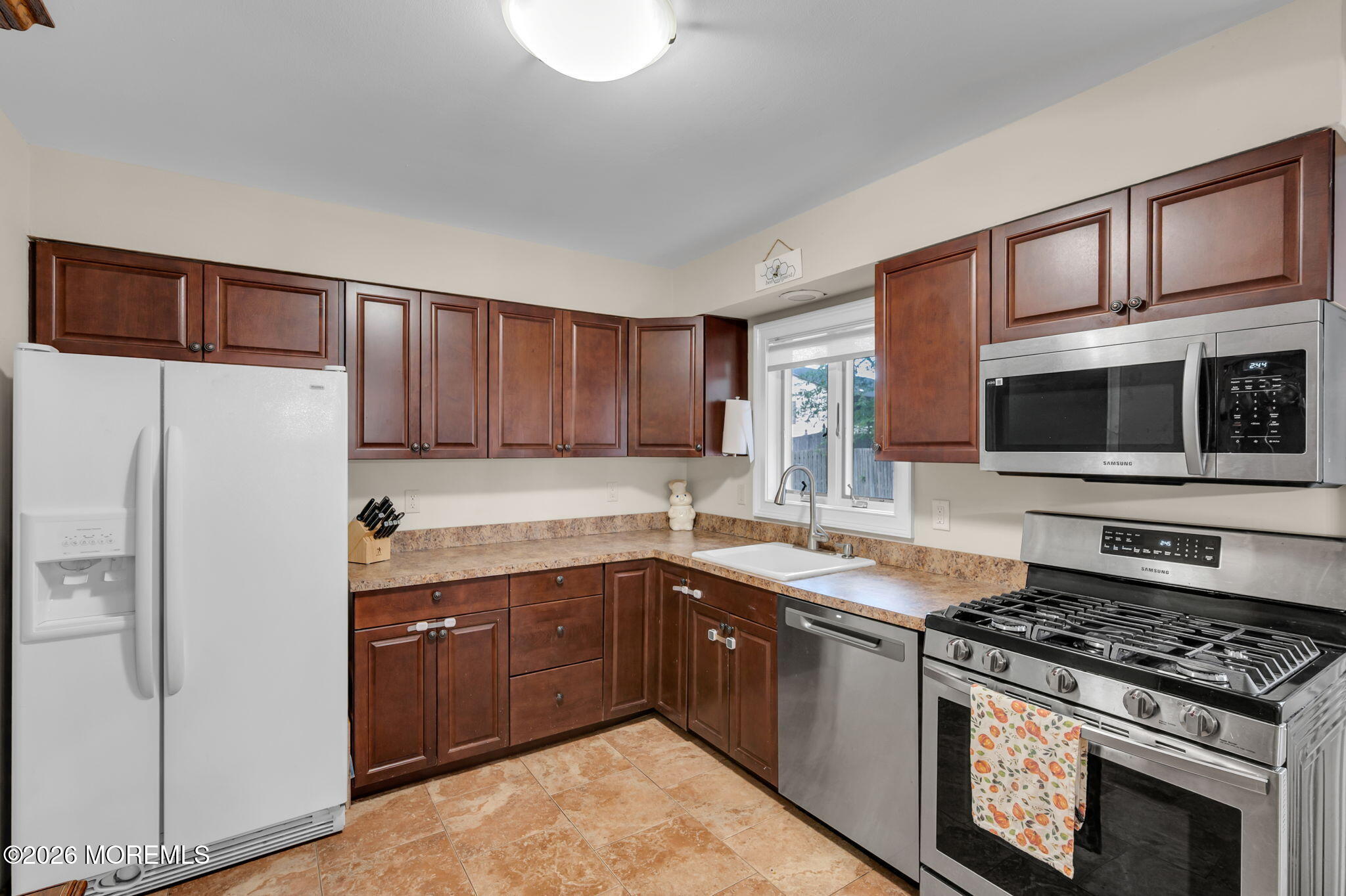 709 Park Avenue Middletown NJ 07748