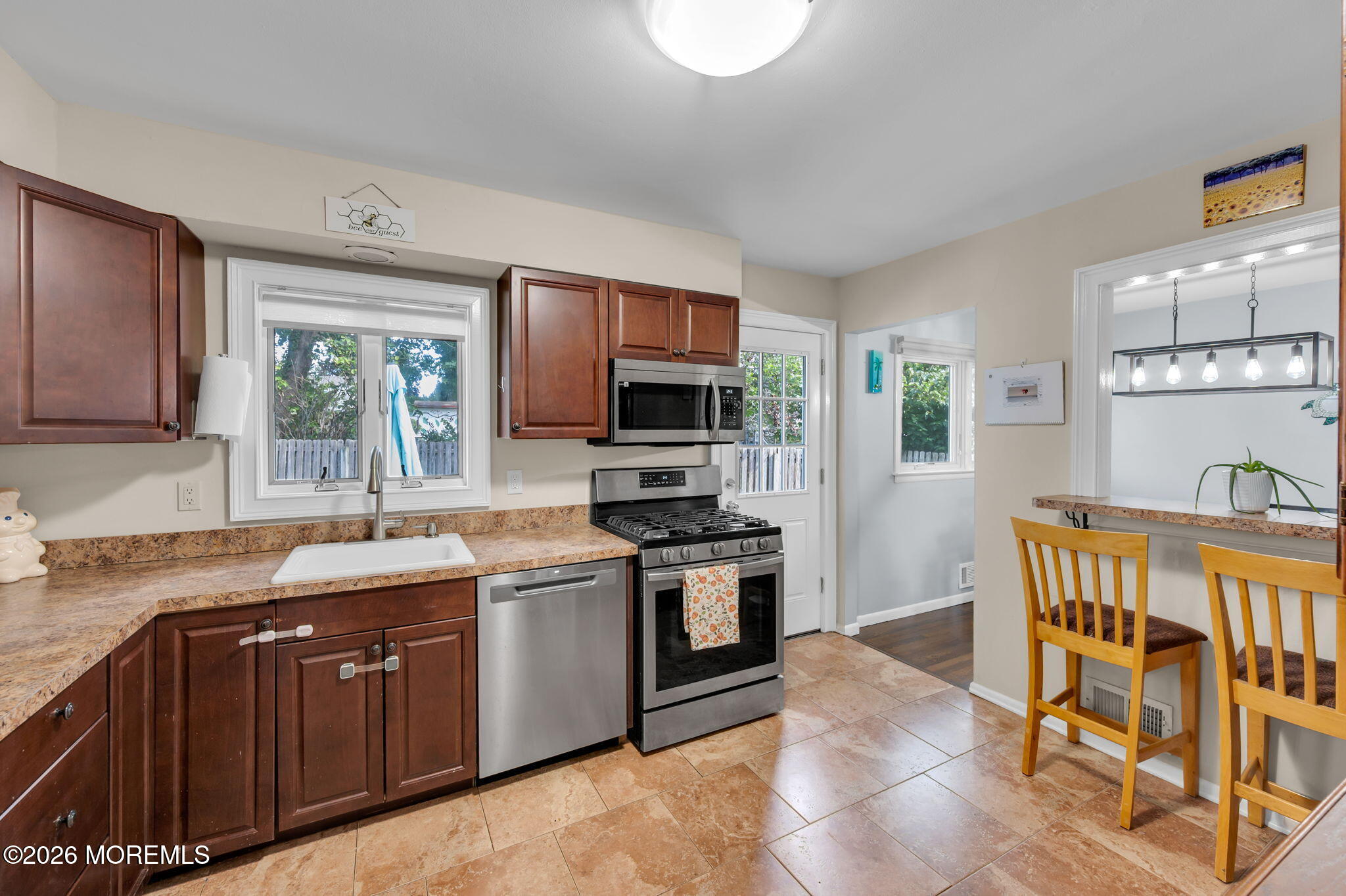 709 Park Avenue Middletown NJ 07748
