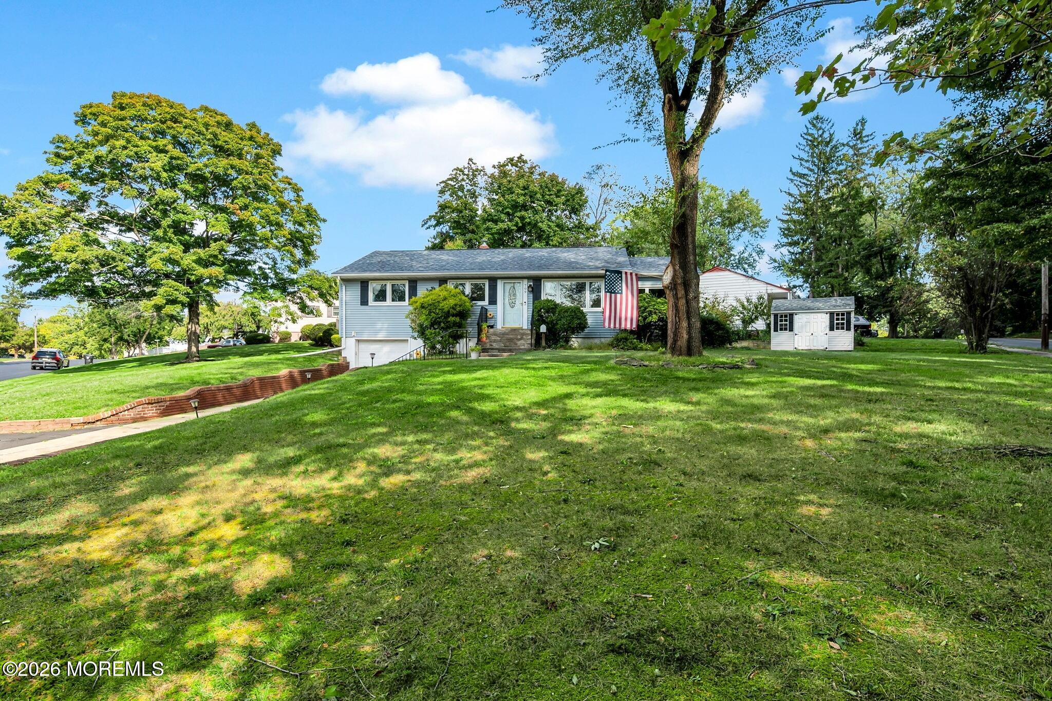 709 Park Avenue Middletown NJ 07748