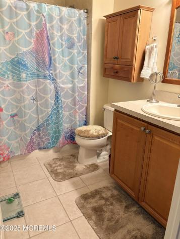 217 Sophee Lane Lakewood NJ 08701