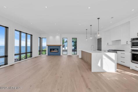 6 Brant Drive Atlantic Highlands NJ 07716
