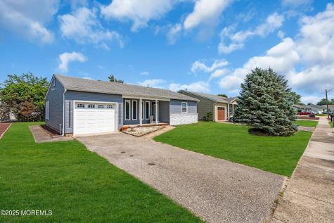16 Whitmore Drive Toms River NJ 08757