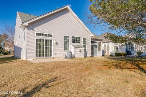 21 Sawgrass Street Jackson NJ 08527