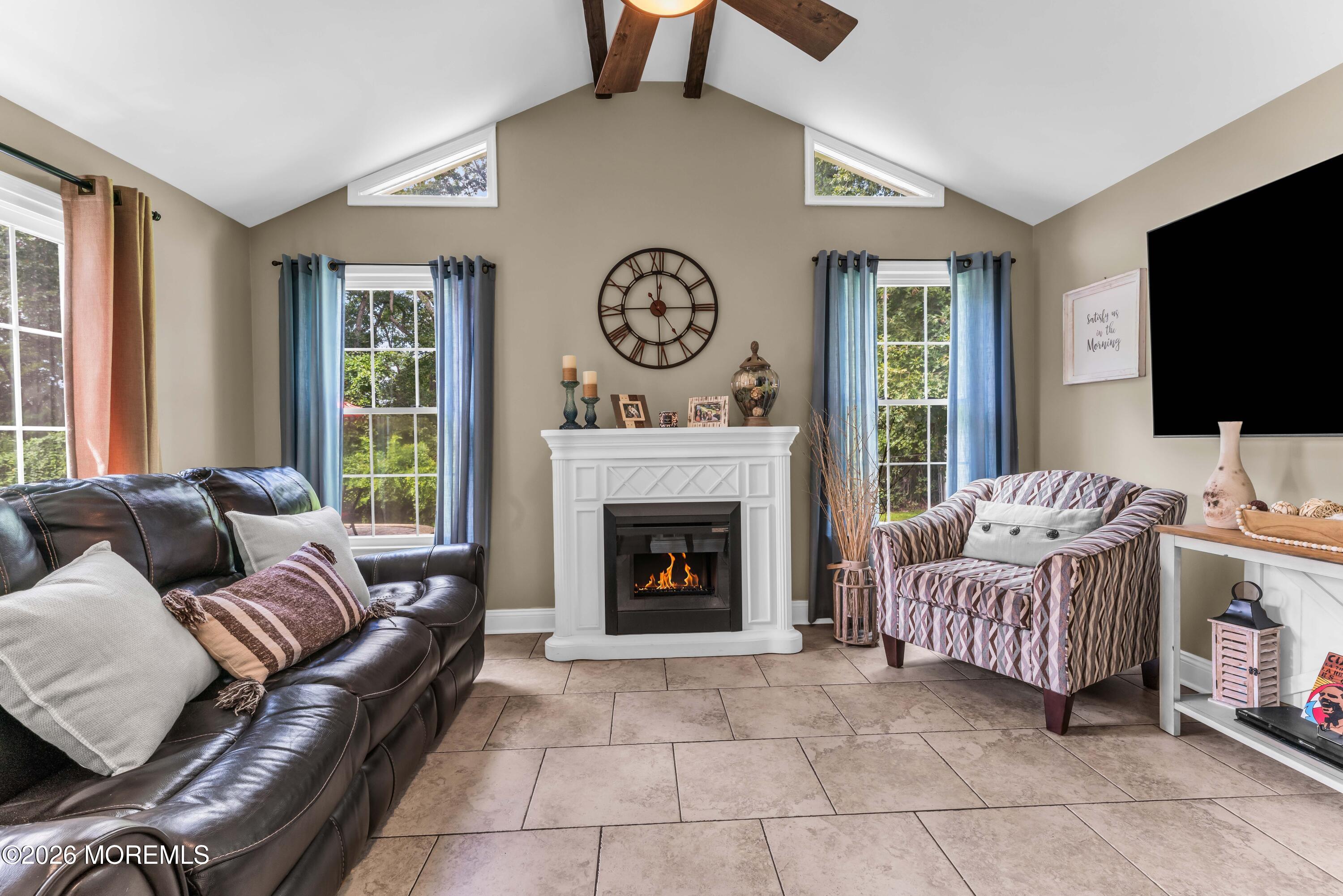 55 Concord Circle Howell NJ 07731