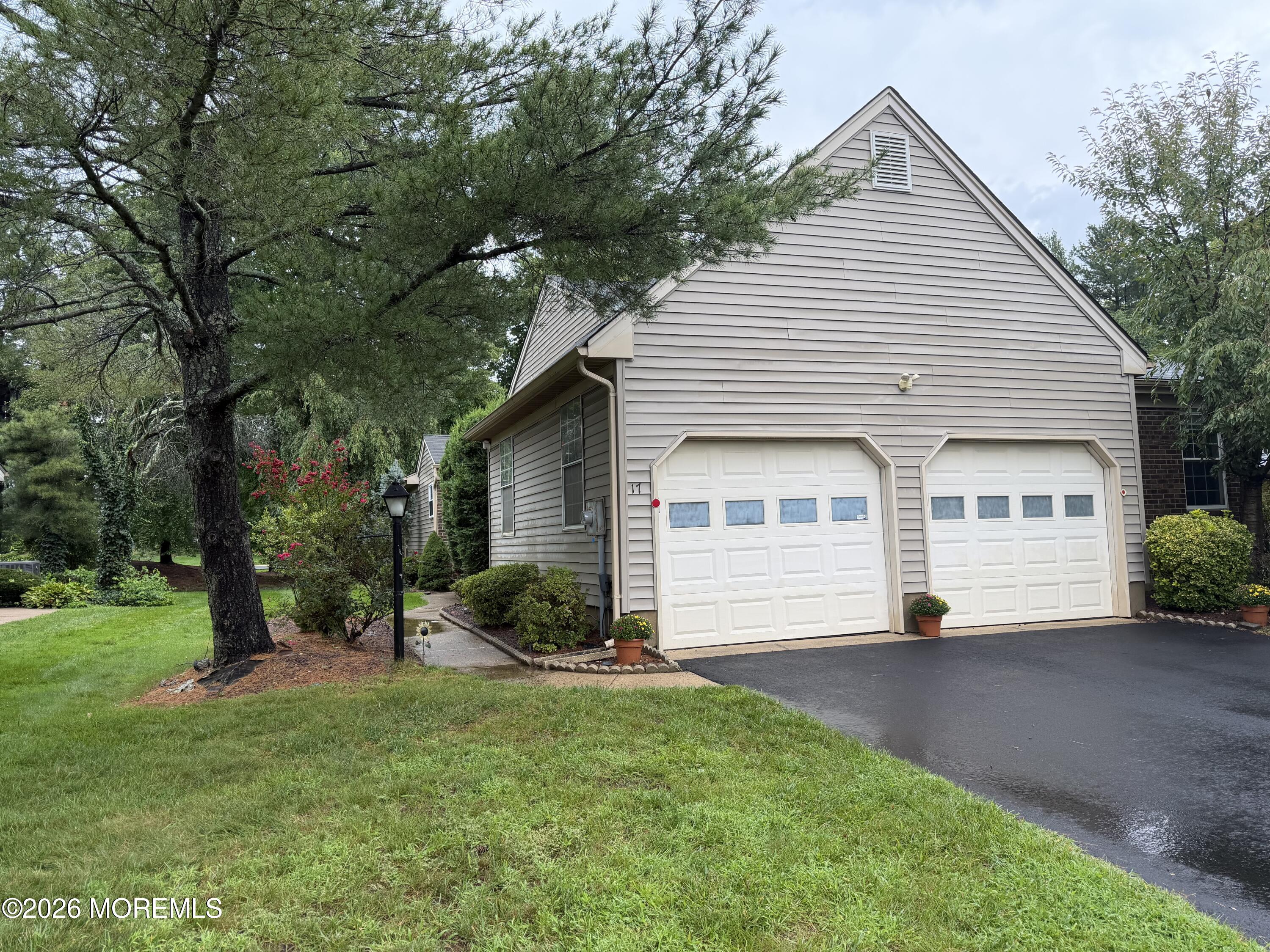 17 Betsy Ross Drive Monroe NJ 08831