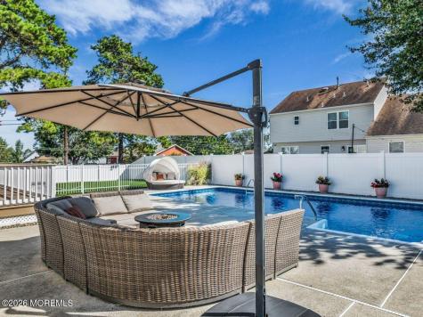 1501 Mermaid Avenue Beachwood NJ 08722