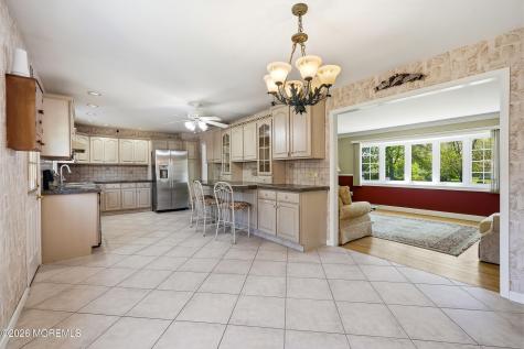 1903 Holbrook Street Oakhurst NJ 07755