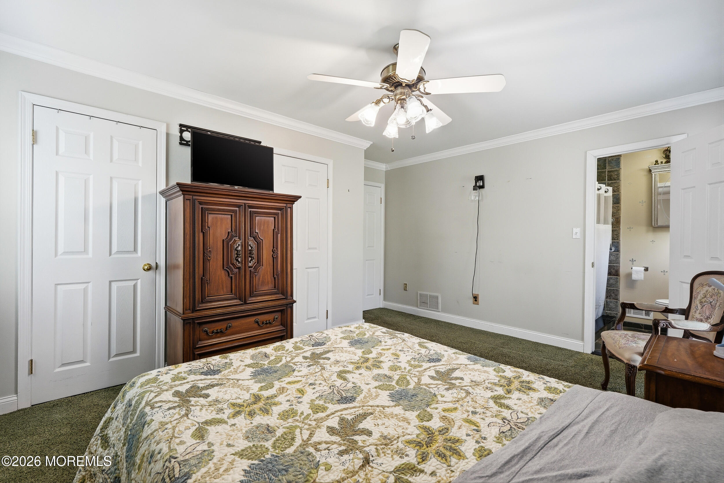 1903 Holbrook Street Oakhurst NJ 07755