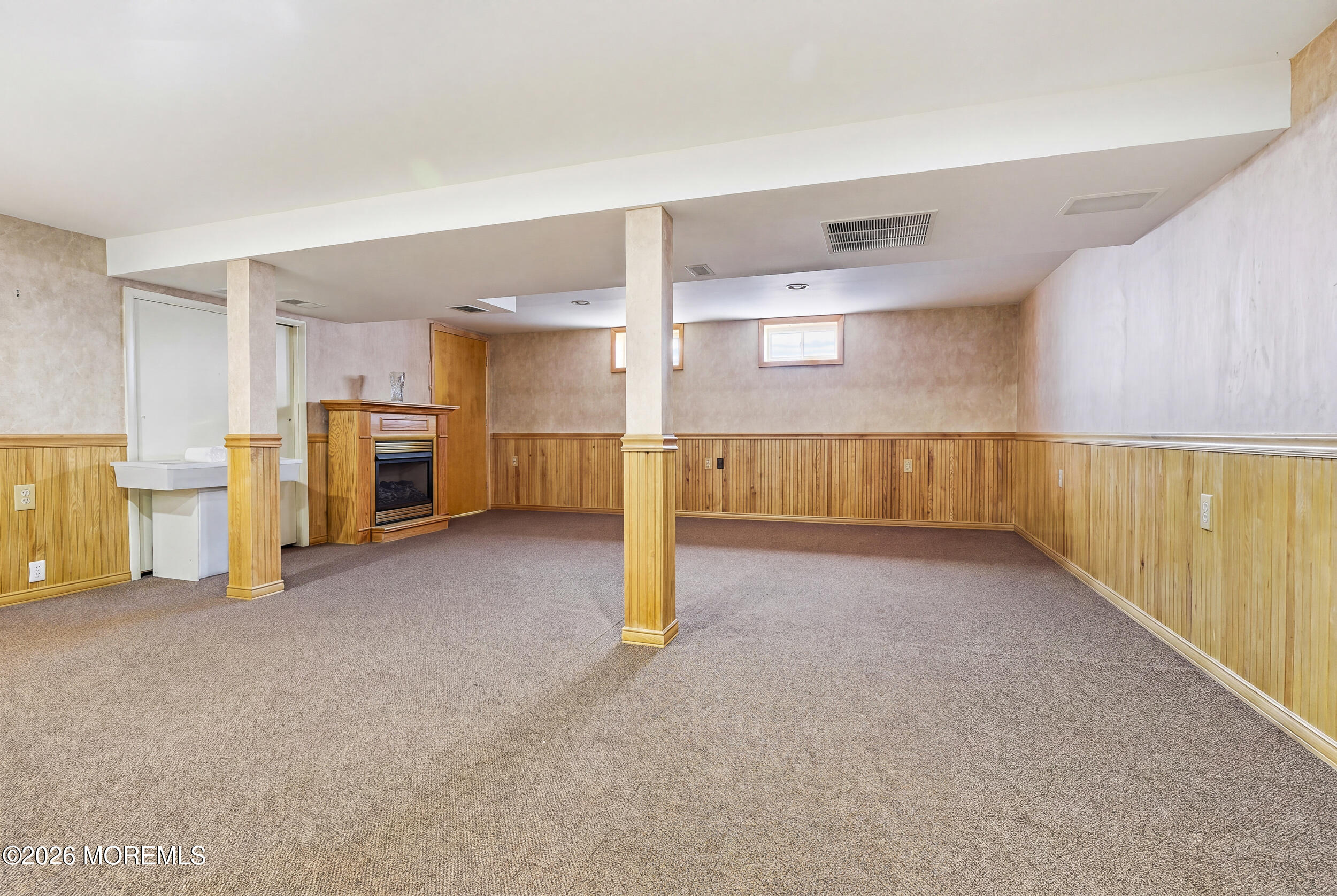 1903 Holbrook Street Oakhurst NJ 07755