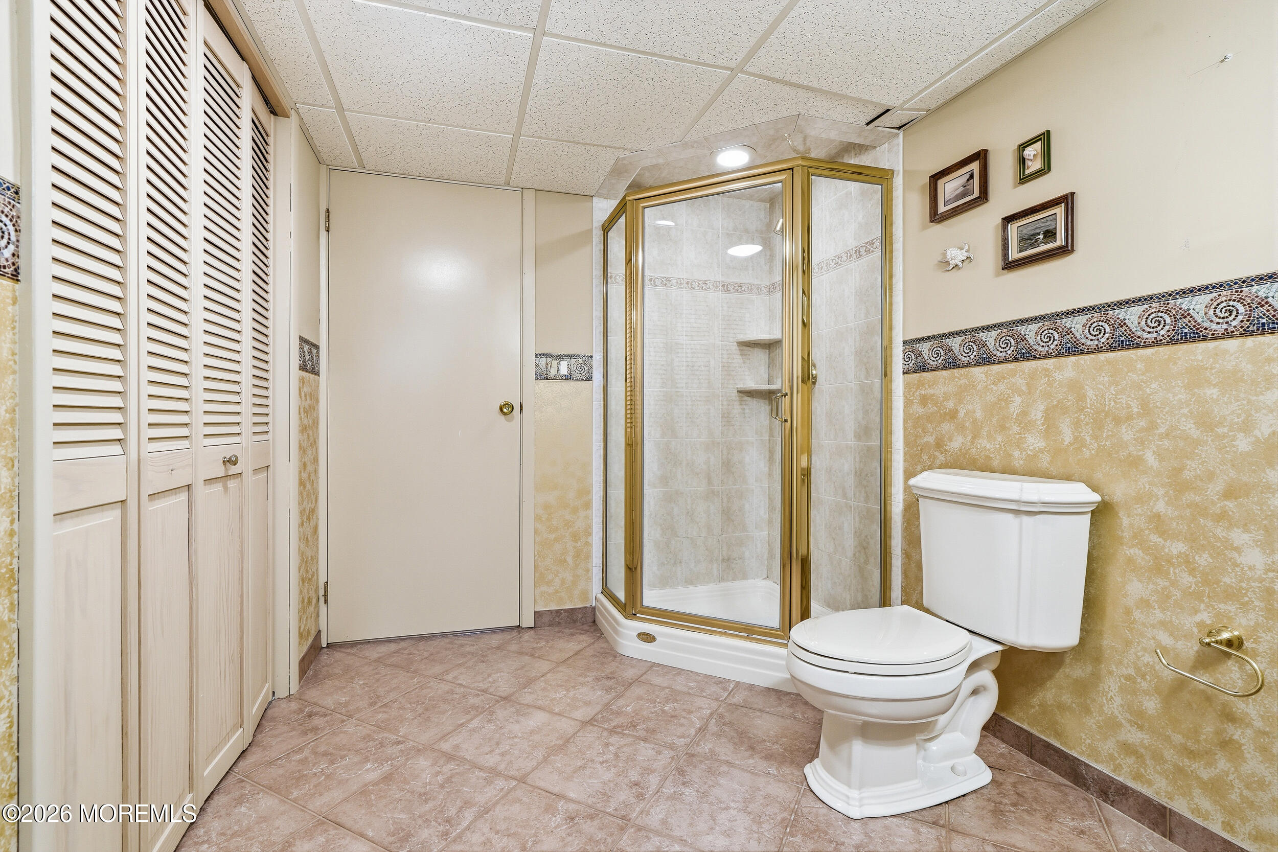 1903 Holbrook Street Oakhurst NJ 07755