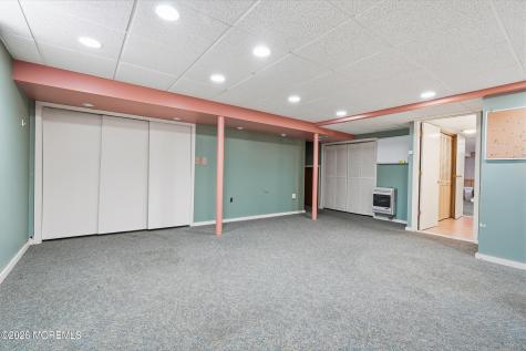 1903 Holbrook Street Oakhurst NJ 07755