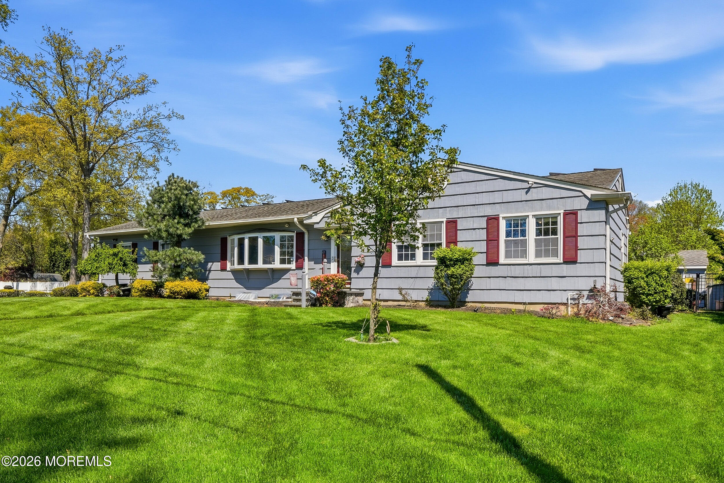 1903 Holbrook Street Oakhurst NJ 07755