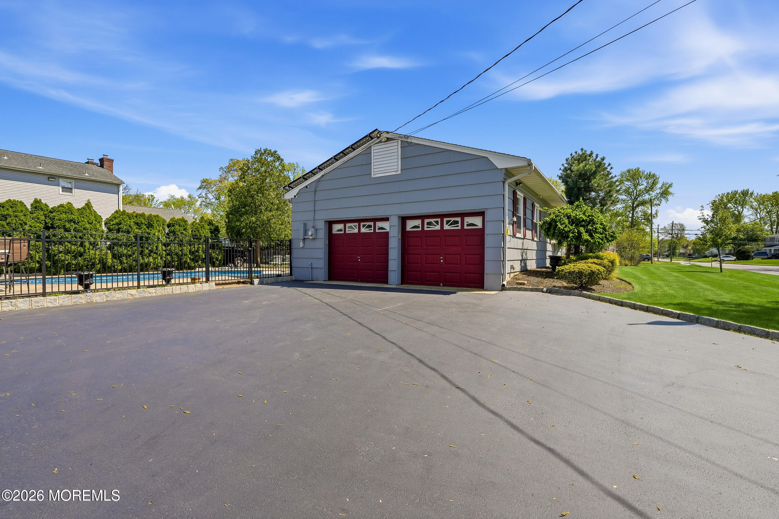 1903 Holbrook Street Oakhurst NJ 07755