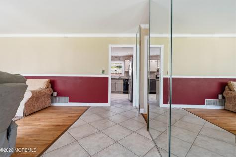 1903 Holbrook Street Oakhurst NJ 07755