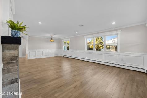 1 Cardiff Court Toms River NJ 08757