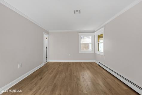 1 Cardiff Court Toms River NJ 08757
