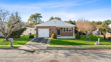 1 Cardiff Court Toms River NJ 08757