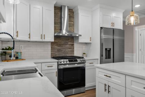 1 Cardiff Court Toms River NJ 08757