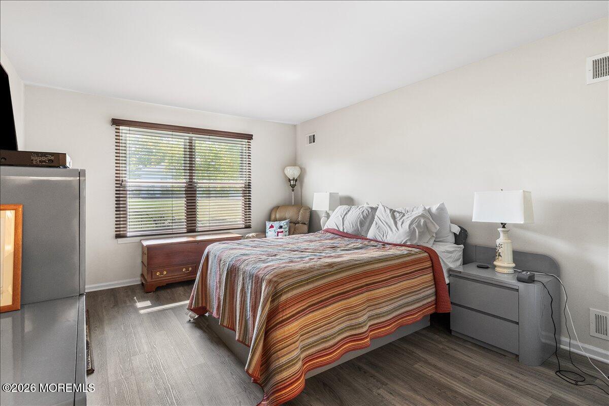 36 Lakeview Drive Marlboro NJ 07746