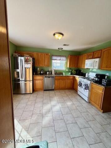 800 4th Street Union Beach NJ 07735
