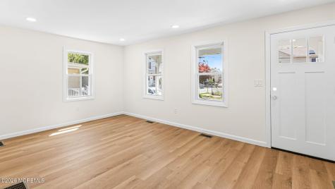 17 Henry Street Freehold NJ 07728
