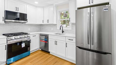 17 Henry Street Freehold NJ 07728