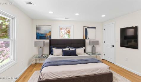 17 Henry Street Freehold NJ 07728