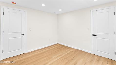 17 Henry Street Freehold NJ 07728