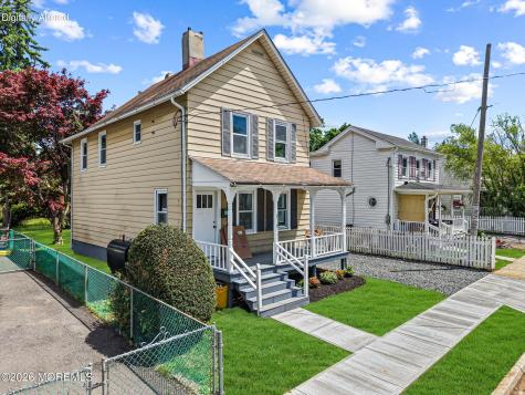 17 Henry Street Freehold NJ 07728