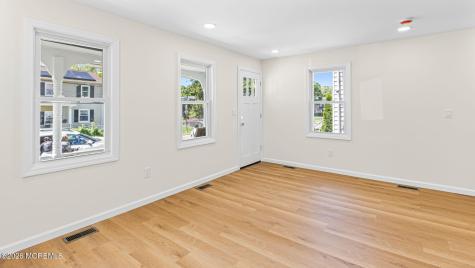 17 Henry Street Freehold NJ 07728