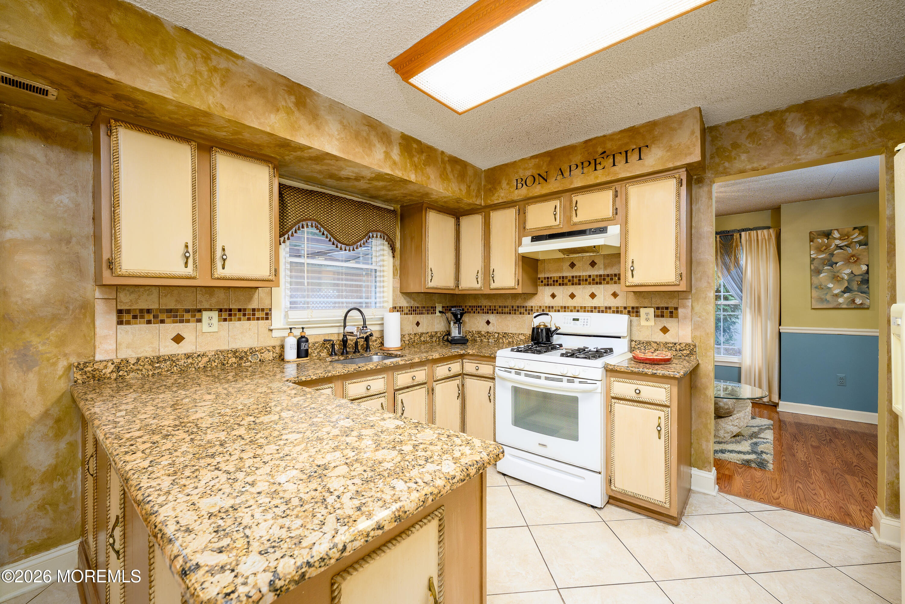 4 Boston Court Howell NJ 07731