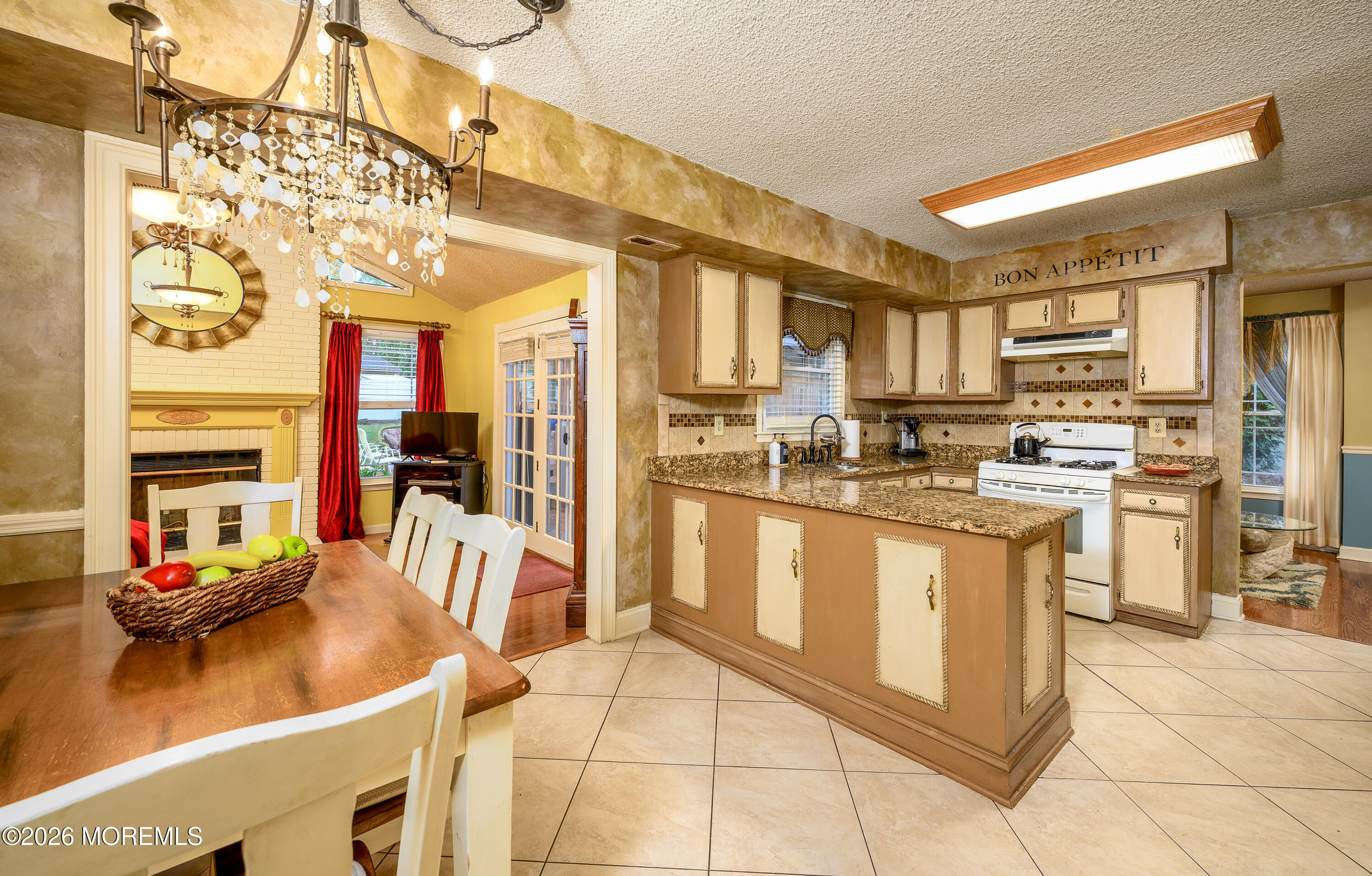4 Boston Court Howell NJ 07731